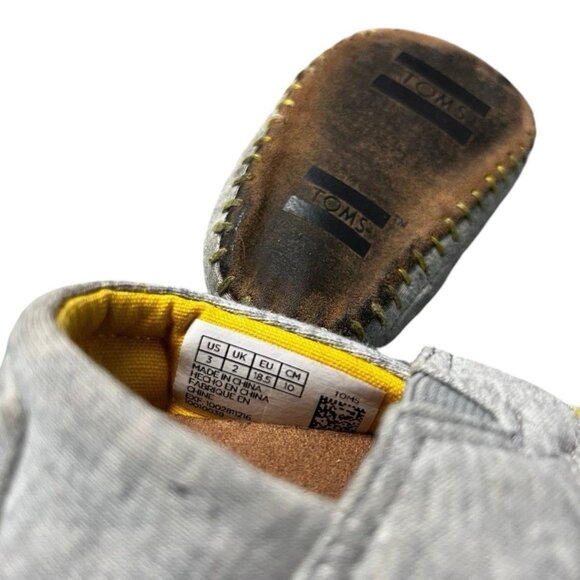 Toms Gray Soft Soled Embroidered Sun Shoes Infant Size 3 - Picture 3 of 5